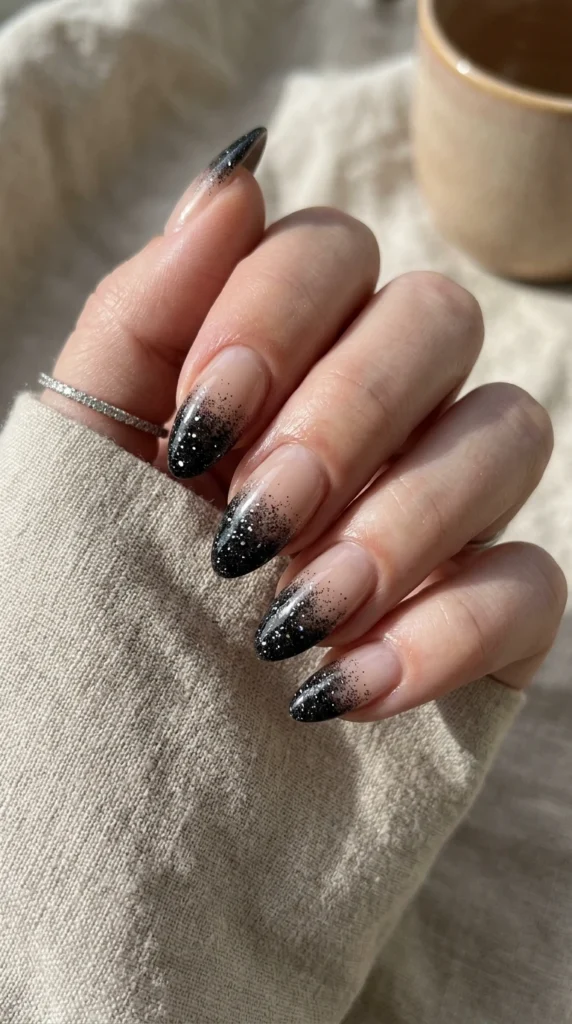Sparkling Black Glitter Tip